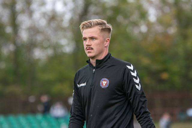 青岛击败同 青岛击败同